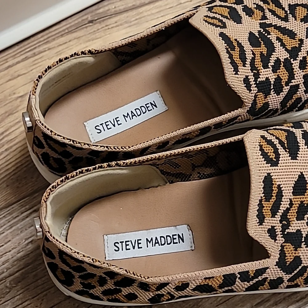 Steve Madden high slip ons leopard 9 wide